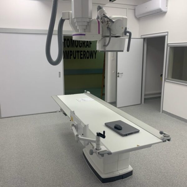 drzwi do pracowni rtg